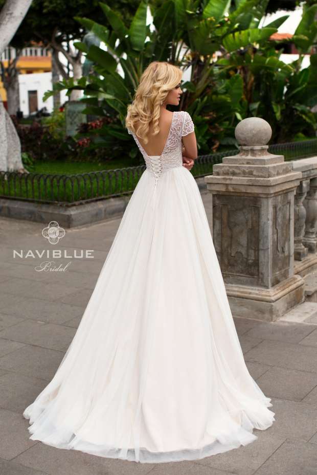 Свадебное платье Naviblue Bridal Lessly 16505 3