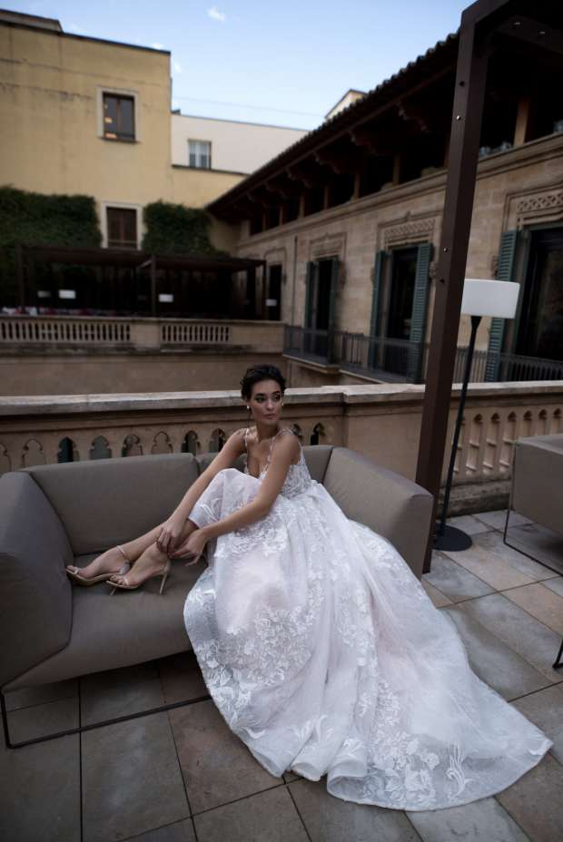 Свадебное платье Nora Naviano 18020 Violetta 2