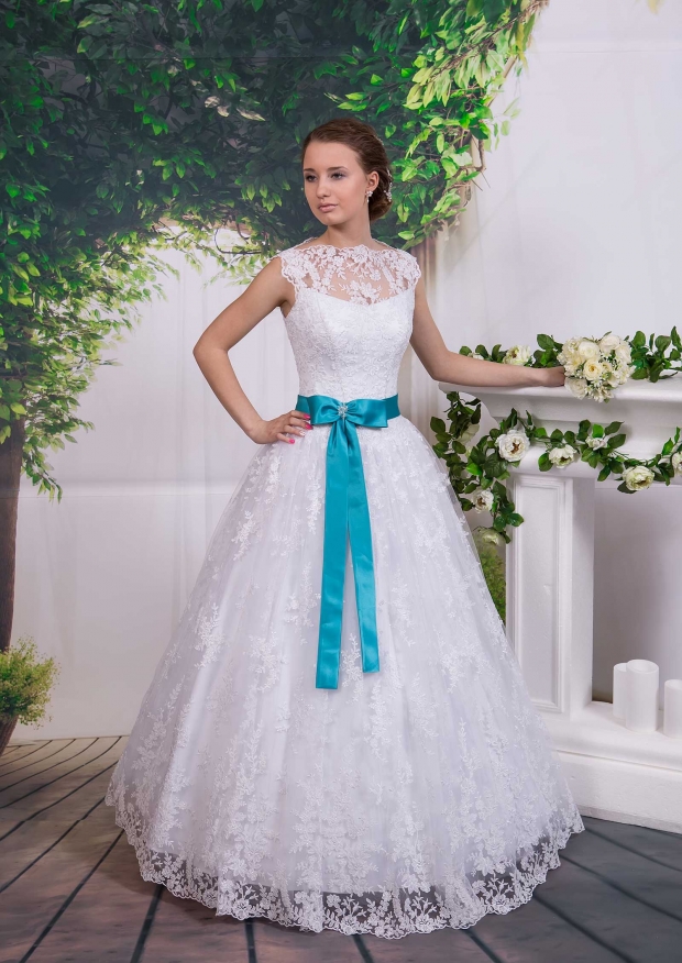 Свадебное платье  Васильки Тримбита гипюр 1