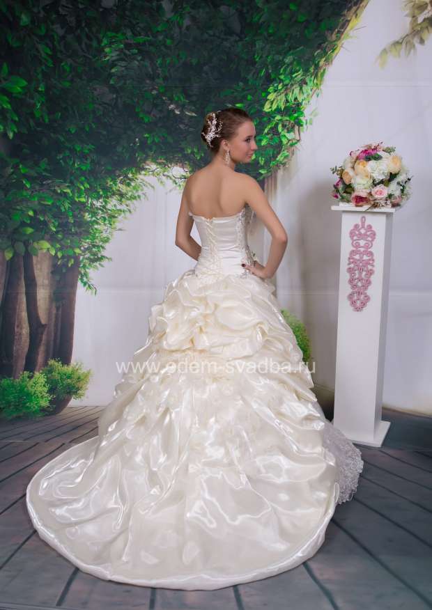 Свадебное платье  Пирея чашки "Шармель" 2