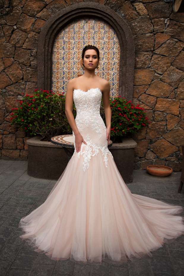 Свадебное платье Nora Naviano 16501 Shannon 1