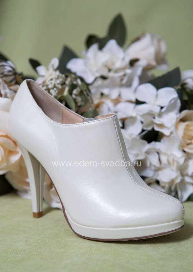 Аксессуар для невесты Elena Chezelle Ботильоны на высоком каблуке и платформе FI008-A51 белые 2