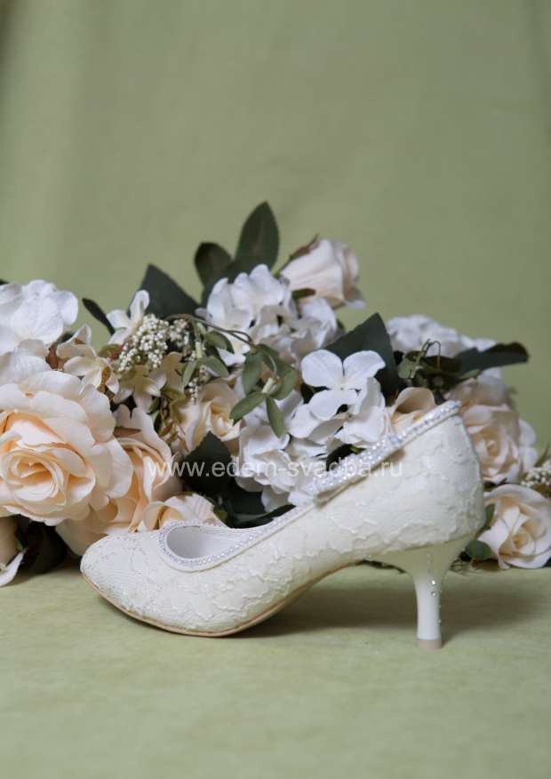 Аксессуар для невесты LOUISA PEERESS Кружевные свадебные туфли 756-3630 бежевые 3