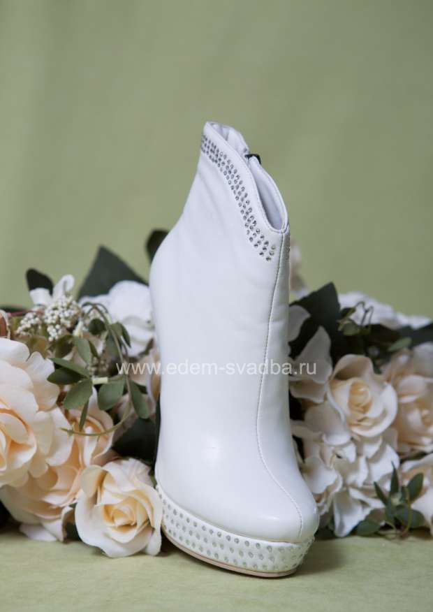 Аксессуар для невесты KORONA Полусапожки-ботильоны на высоком каблуке и платформе со стразами R1149-E187 белые 2