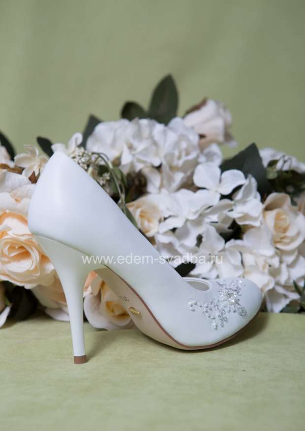 Аксессуар для невесты BLOSSEM Свадебные туфли на каблуке-шпильке NX030-108 белые 3
