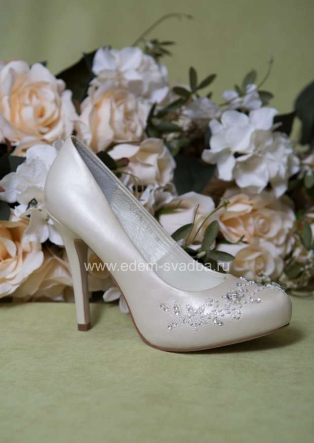 Аксессуар для невесты BLOSSEM Свадебные туфли на высоком каблуке со скрытой платформой NP100062-149 (бисер, пайетки)белые 1
