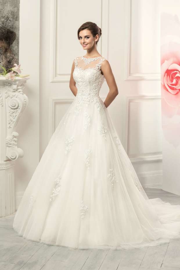 Свадебное платье Naviblue Bridal 14087 Davina 1