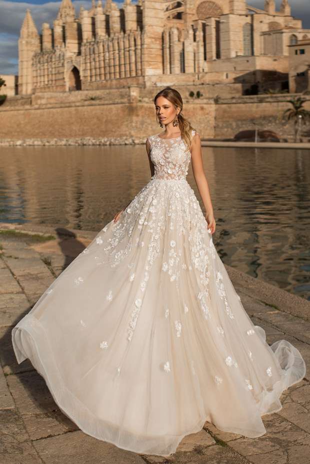 Свадебное платье Naviblue Bridal YKK-025 1