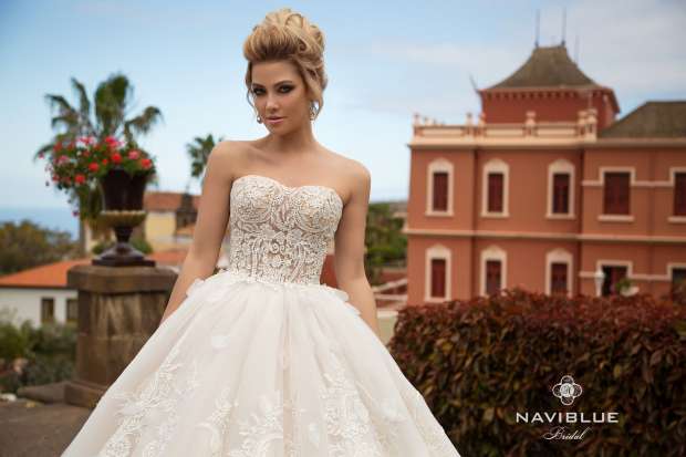 Свадебное платье Naviblue Bridal 17015 Lori 3