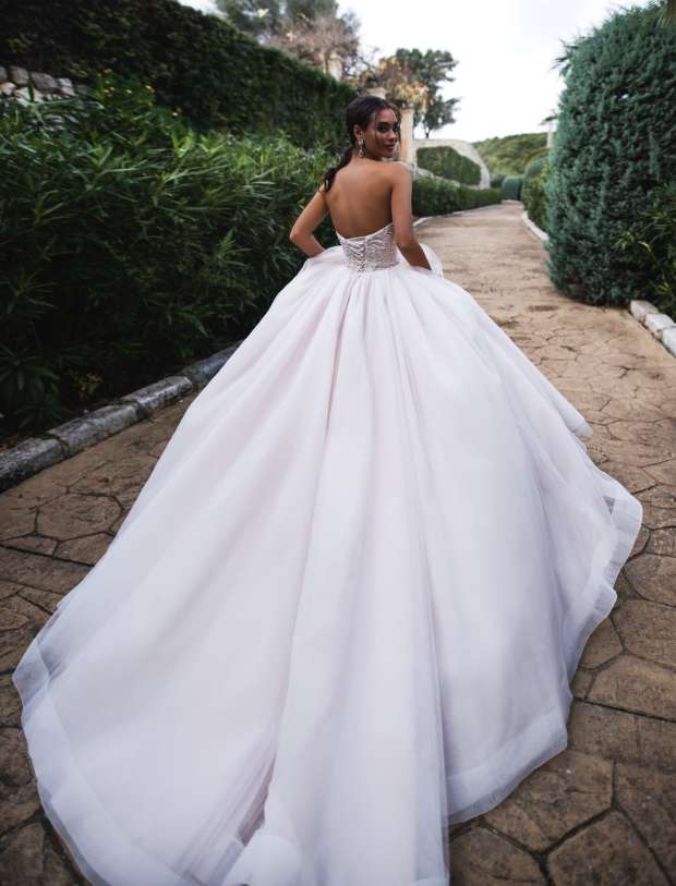 Свадебное платье Nora Naviano 18002-1  Via 2
