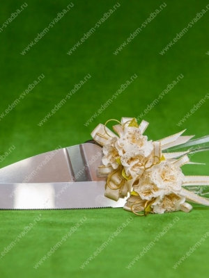 Свадебные аксессуары Набор для торта лопатка + нож, Артикул: 0625 Бутоньерка